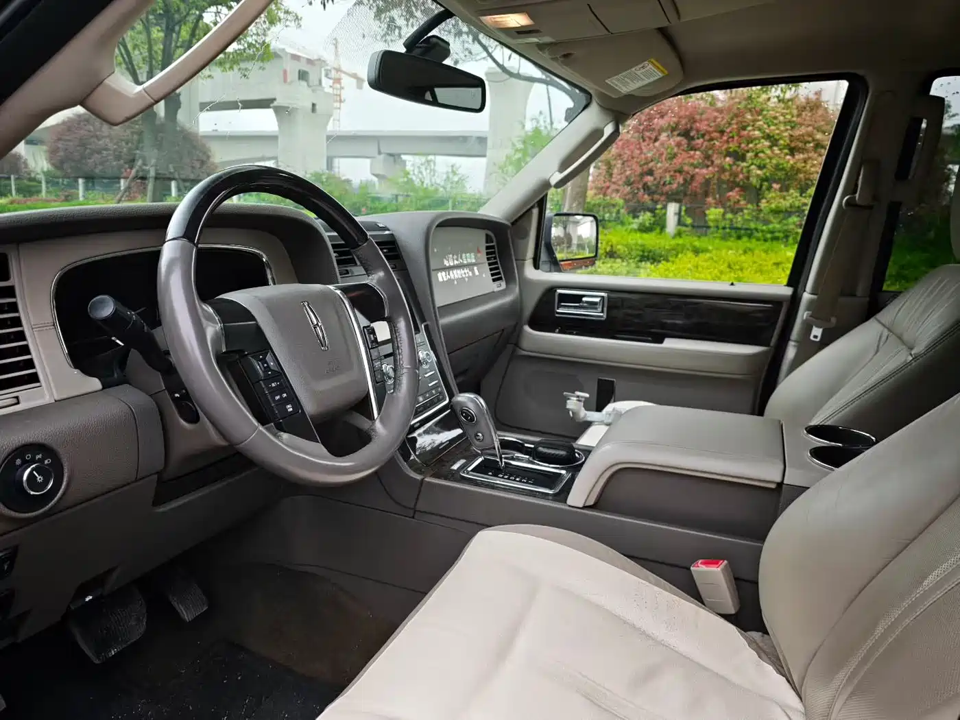 Lincoln Navigator 2016 3.5T AWD фото 4