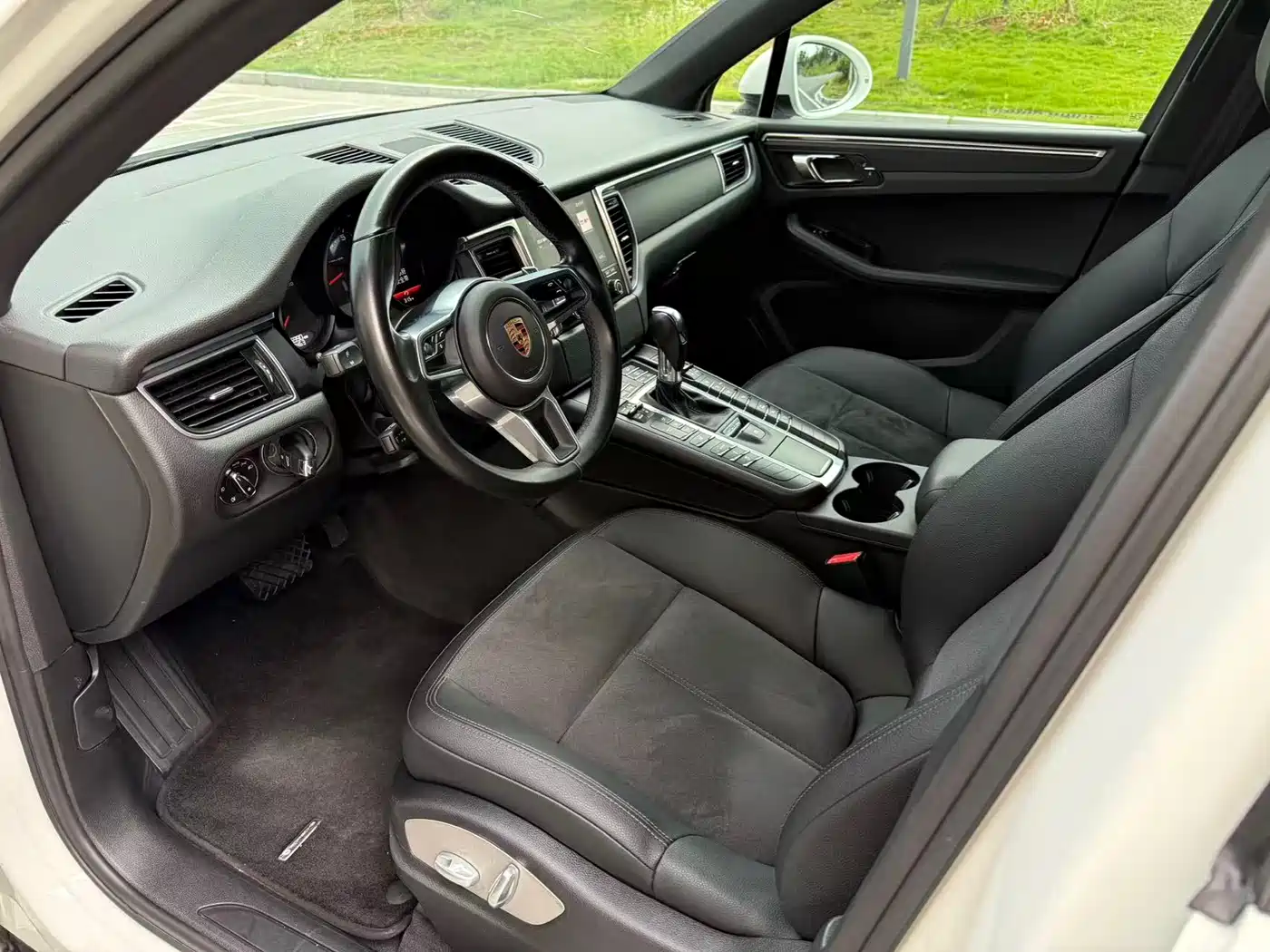 Porsche Macan 2017 Macan 2.0T фото 4
