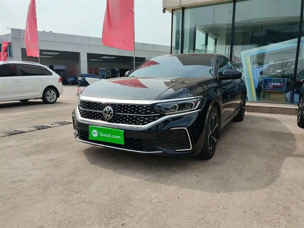 Volkswagen Passat 2024 380TSI Starlight Luxury Edition
