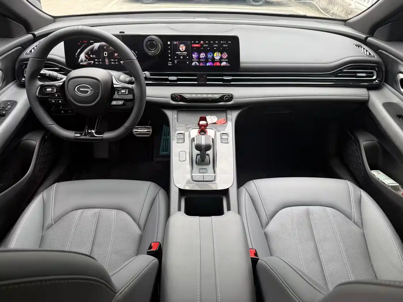 GAC Trumpchi Trumpchi Emkoo 2024 Model 270T DCT Shadow Leopard R-Style Edition фото 6