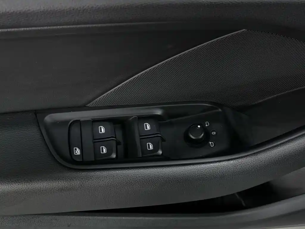 Фото 9 - Audi A3