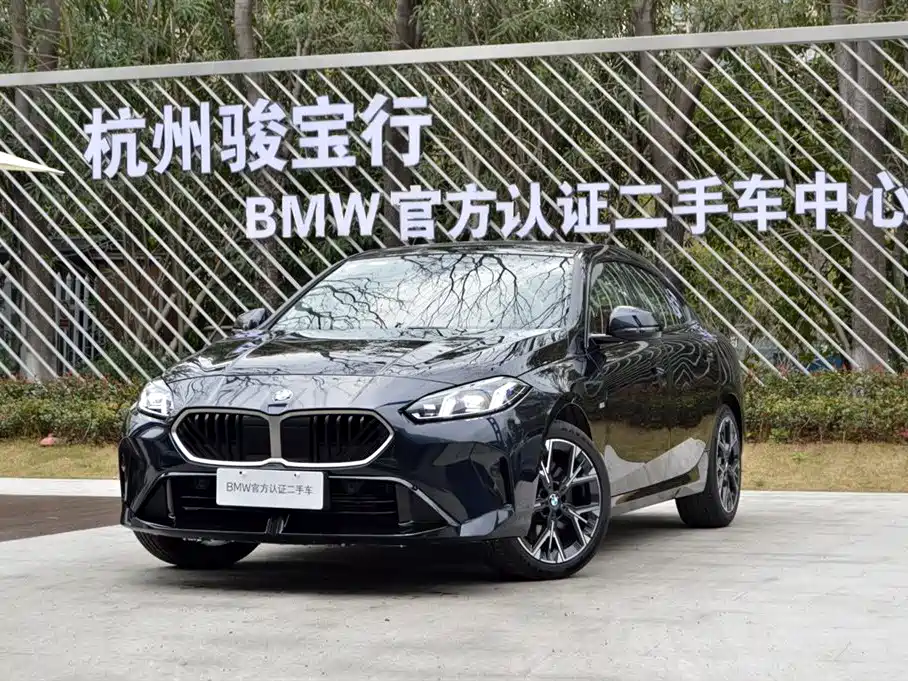 BMW 2 Series 2025 225L M Sport Package фото 2