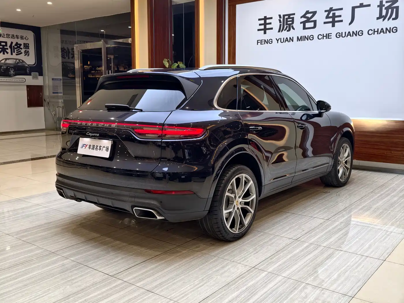 Porsche Cayenne 2022 Cayenne 3.0T Platinum Edition фото 27