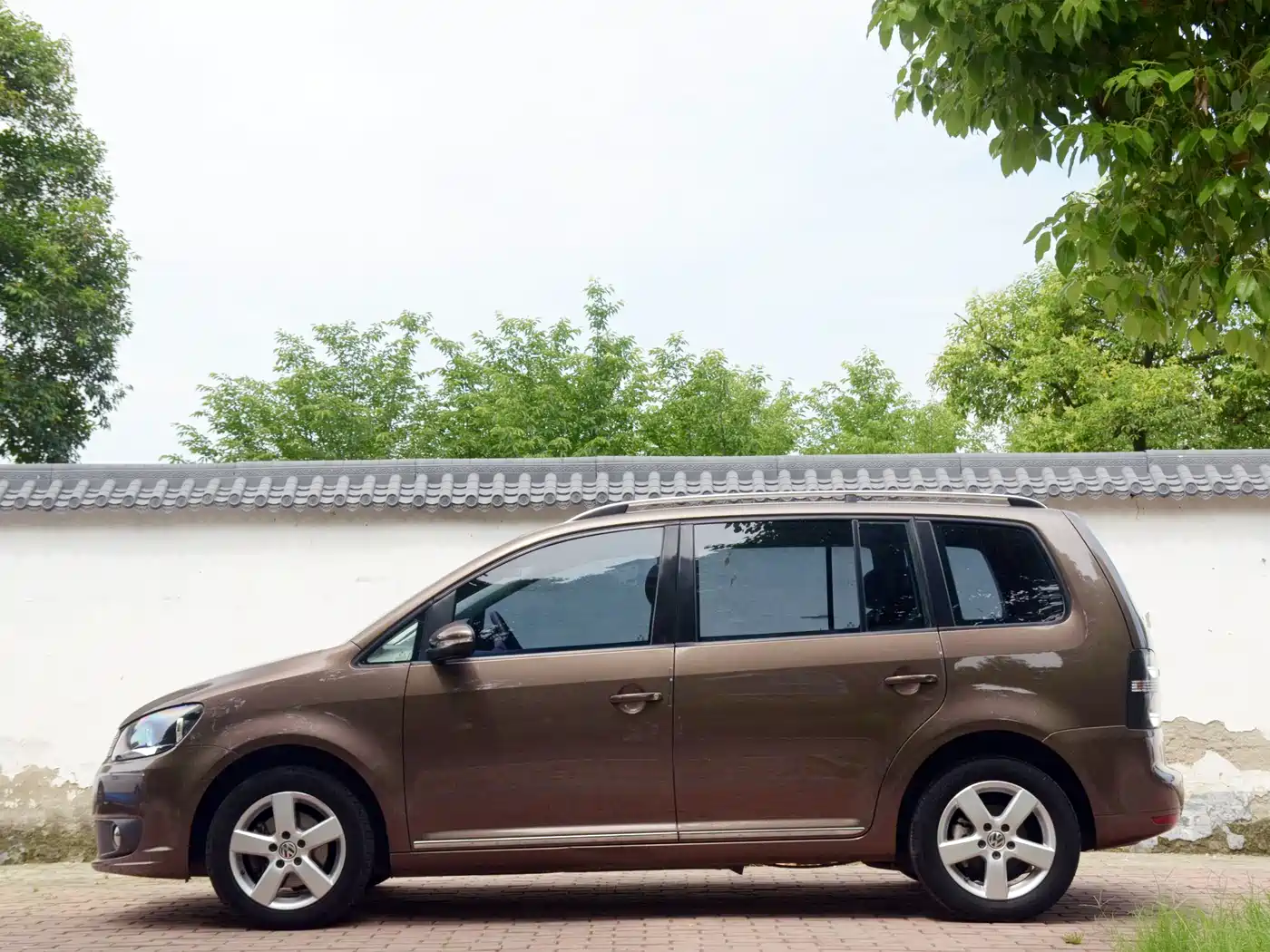 Volkswagen Touran 2013 1.4T DSG Comfort 5-seater фото 11