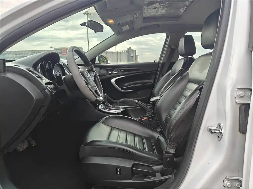 Buick Regal 2015 1.6T Leading Tech Edition фото 11
