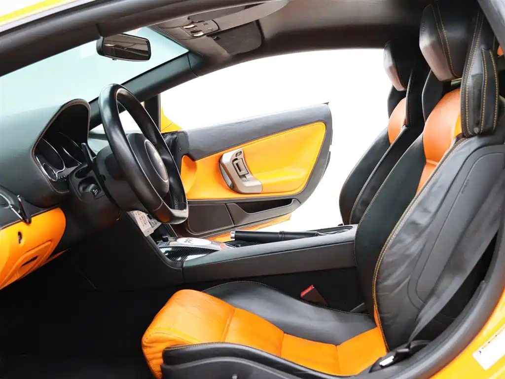 Lamborghini Gallardo 2011 Lamborghini Gallardo LP 560-4 Bicolore фото 2