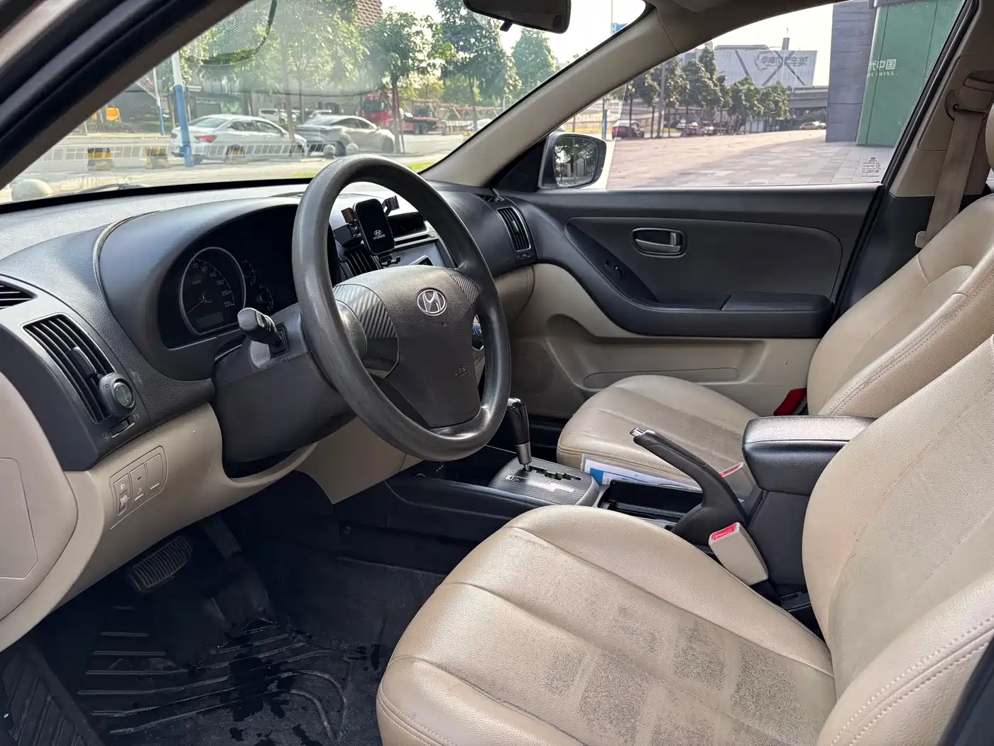 Hyundai Elantra 2011 1.6L Automatic Comfort фото 7