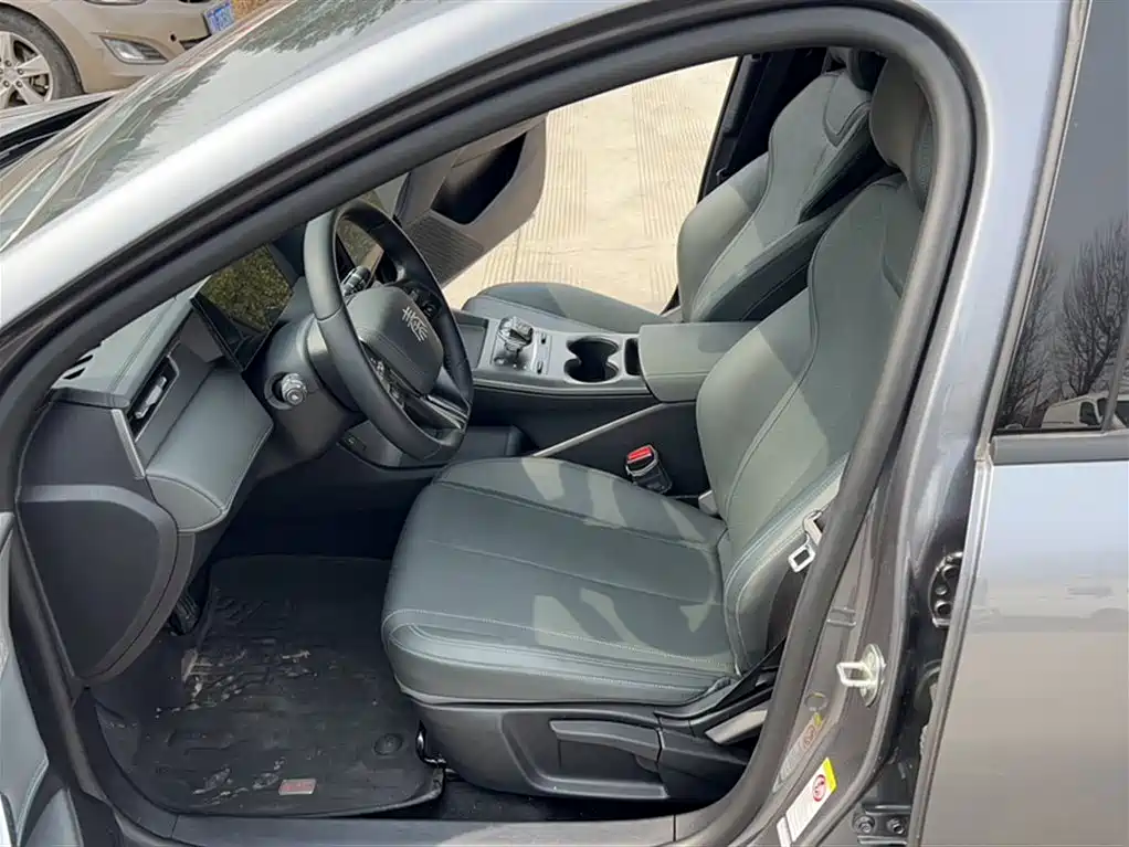 BYD Qin PLUS 2025 DM-i Smart Drive 55KM Leader фото 22