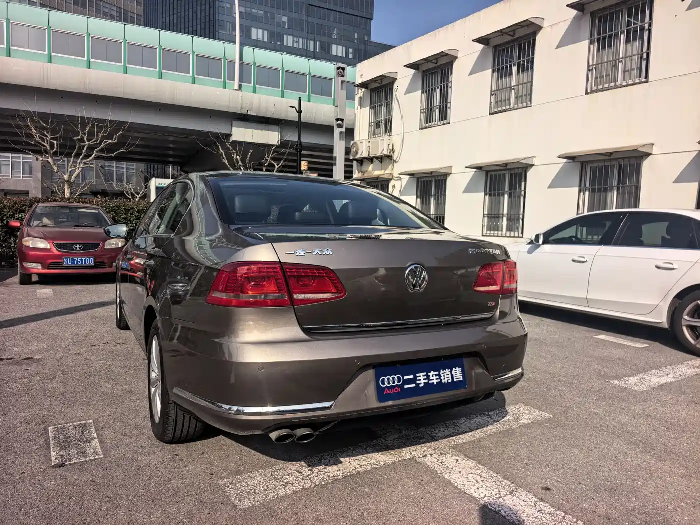 Volkswagen Magotan 2015 1.8TSI Leading фото 5
