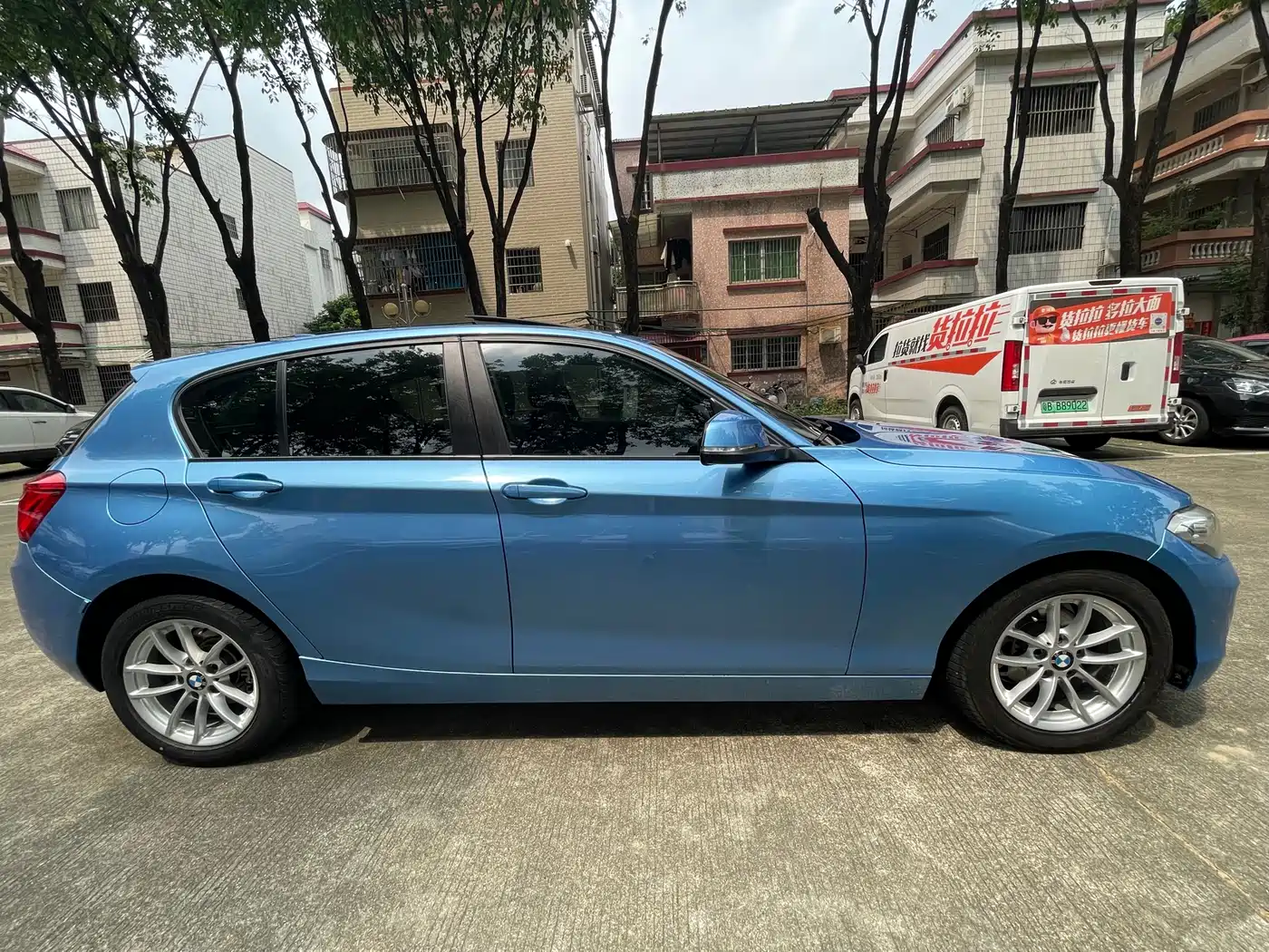 BMW 1 Series 2018 118i Fashion Edition фото 4