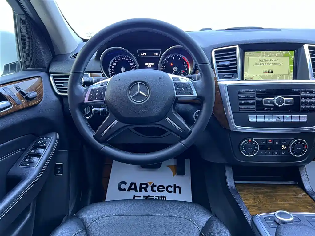 Mercedes-Benz M-Class 2014 ML 400 4MATIC Dynamic фото 10