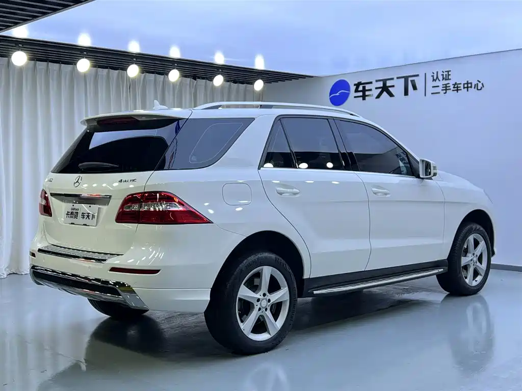 Mercedes-Benz M-Class 2014 ML 400 4MATIC Dynamic фото 4