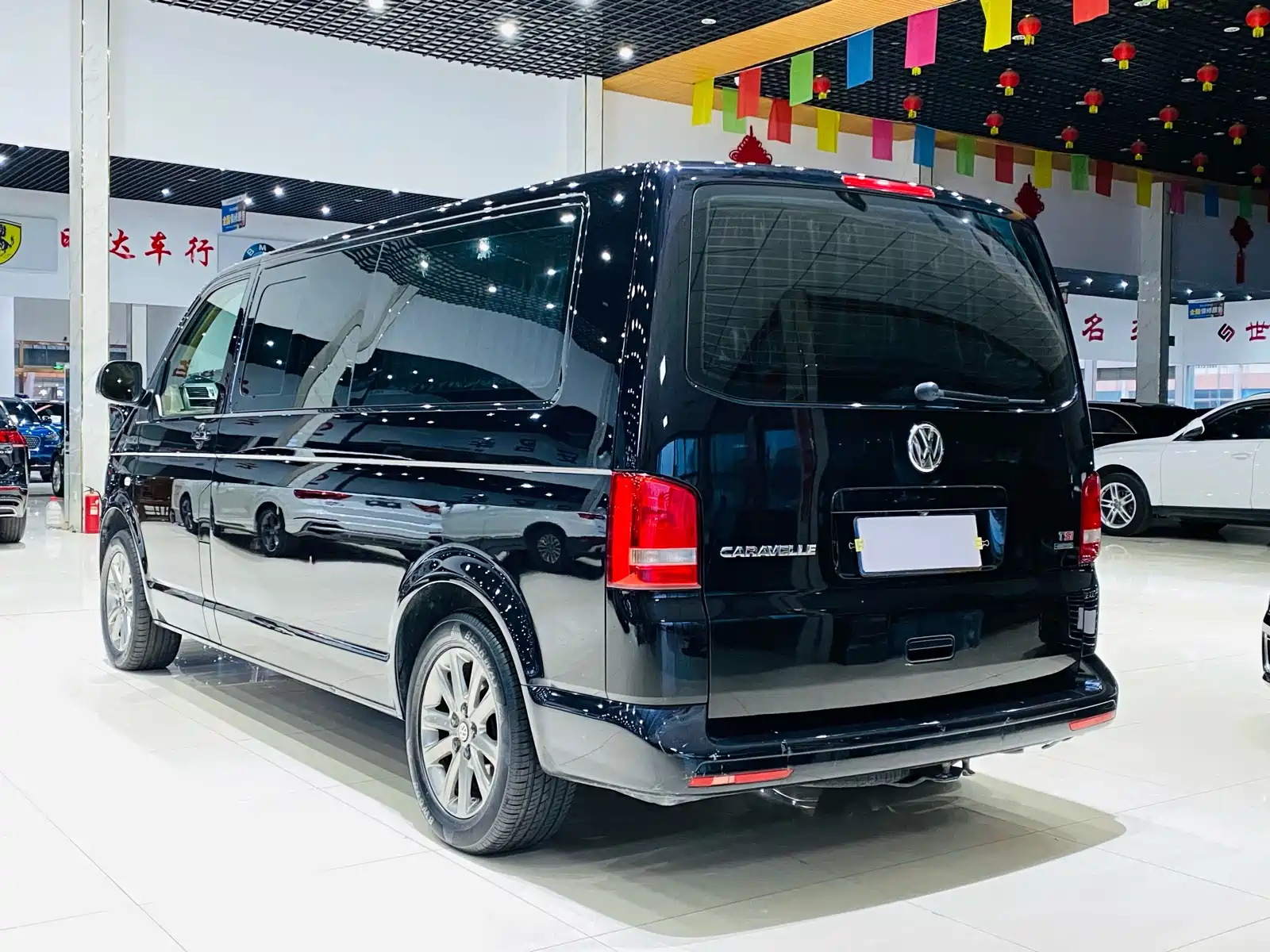 Фото 4 - Volkswagen Caravelle
