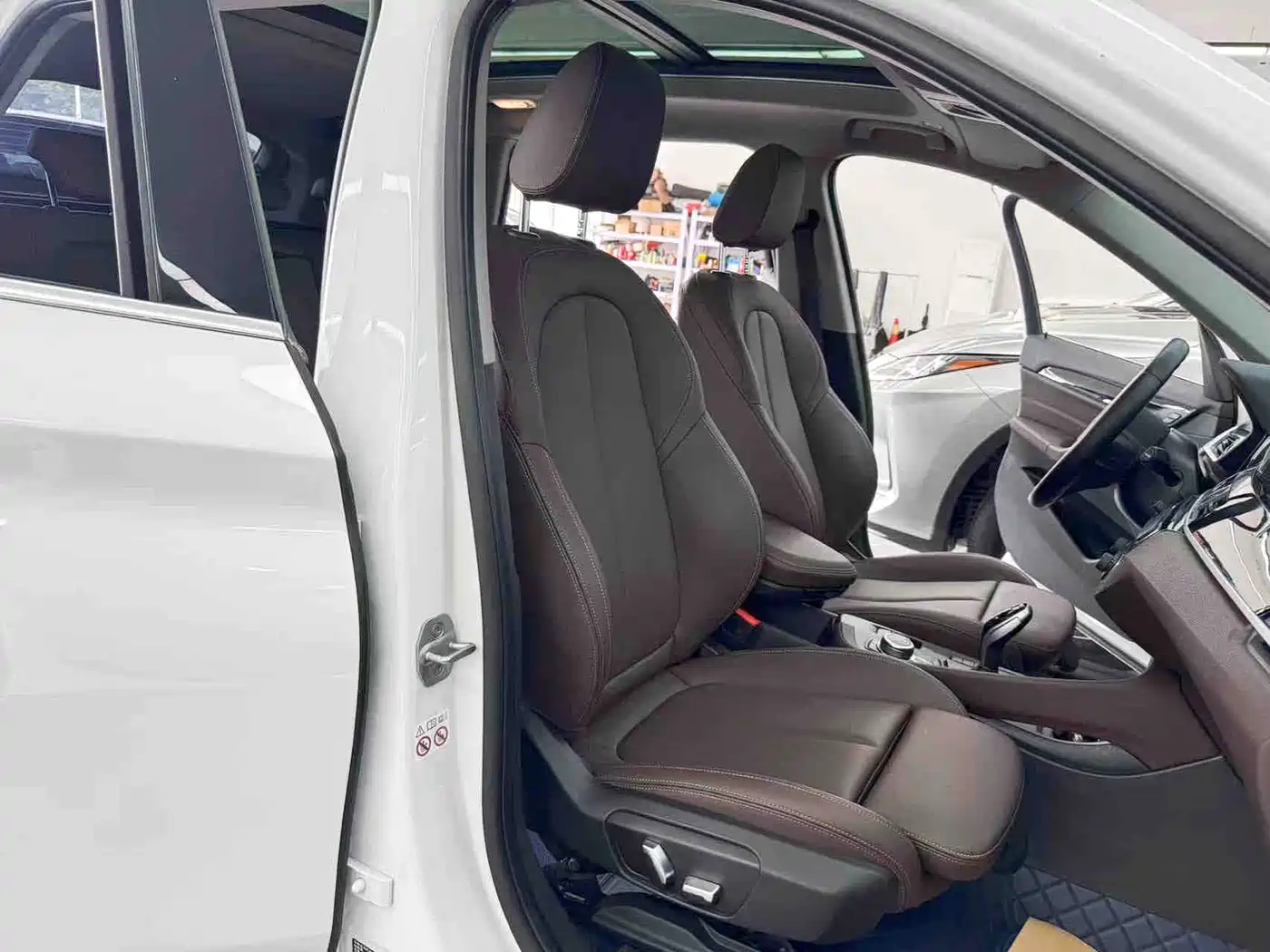 BMW X1 2022 sDrive25Li Leading фото 15