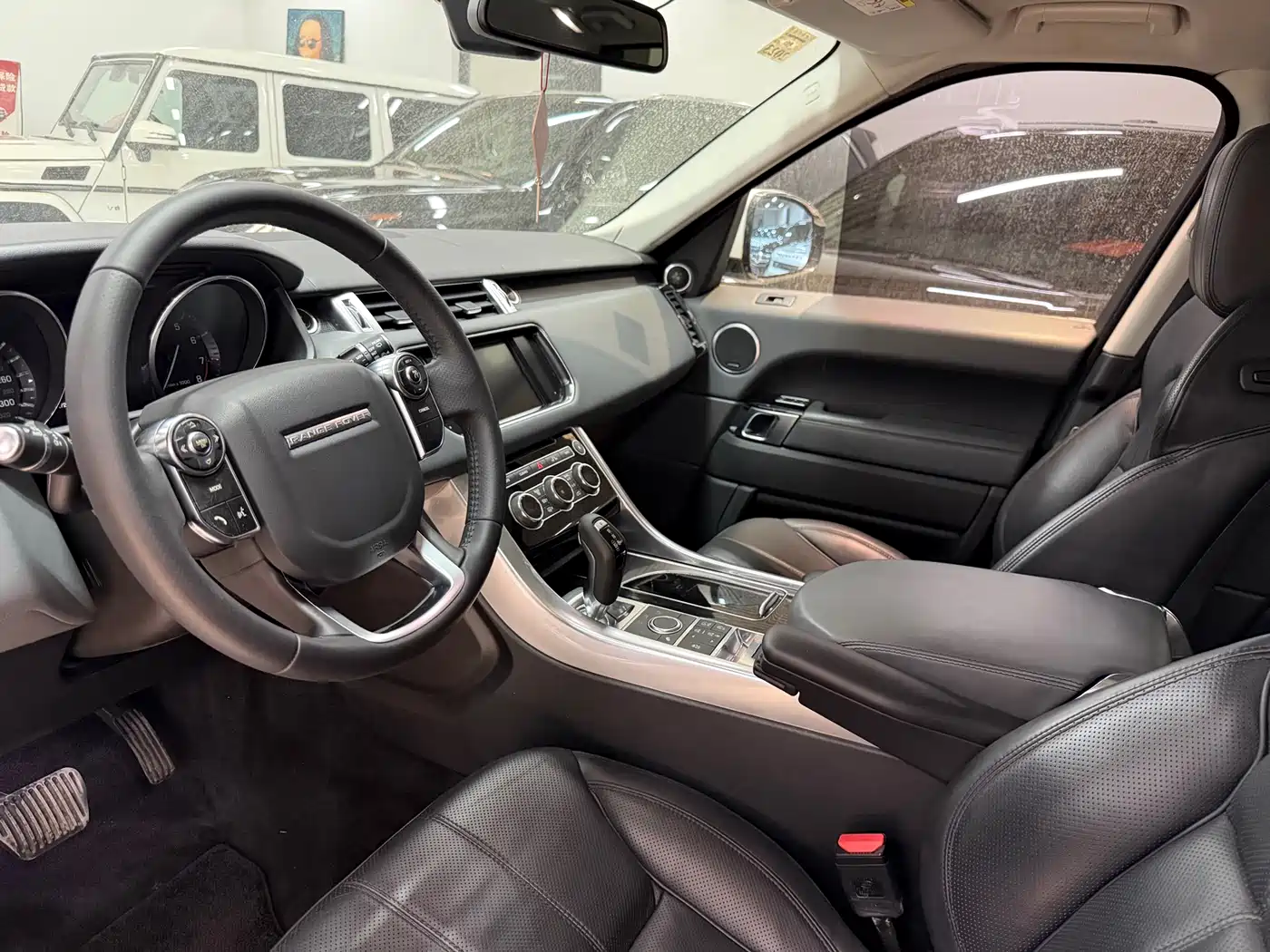 Land Rover Range Rover Sport 2015 3.0 SC V6 HSE фото 10