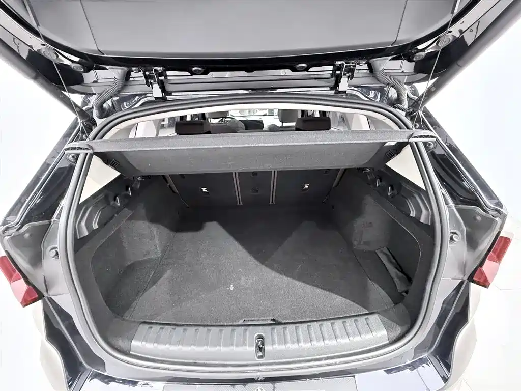 BMW X1 2023 sDrive20Li X Design Package фото 16