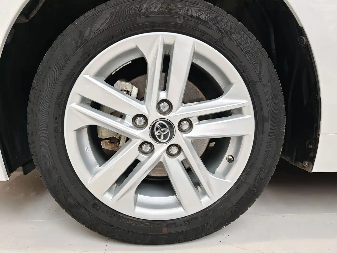 Toyota Levin 2021 Dual Engine 1.8H E-CVT Luxury Edition фото 17