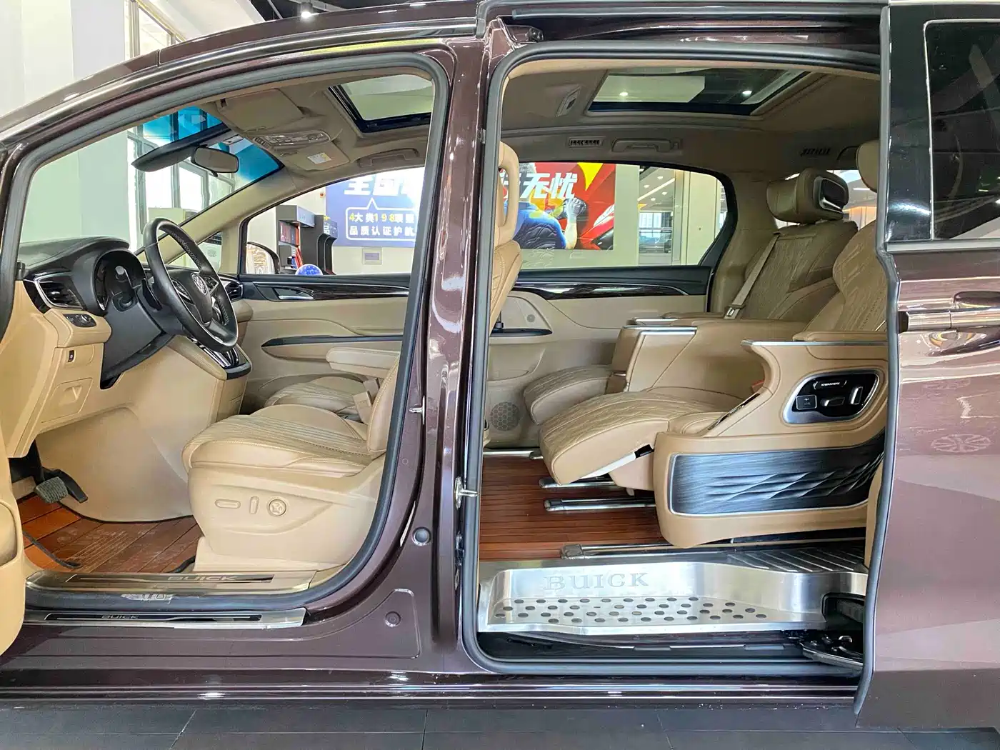 Buick GL8 2018 ES 28T Luxury Type China VI фото 20