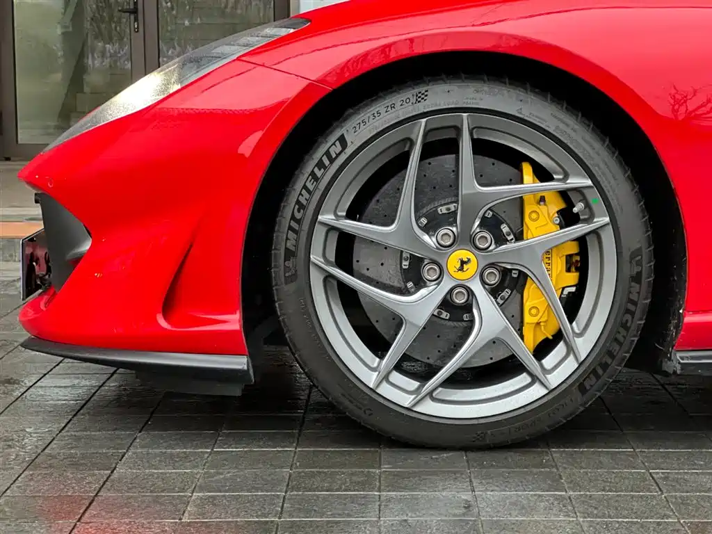 Ferrari 812 2019 2017 6.5L Superfast