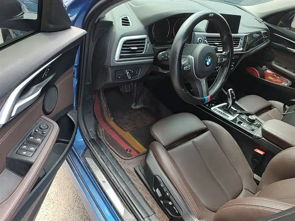 BMW 1 Series 2020 Model 120i M Sport Package фото 16