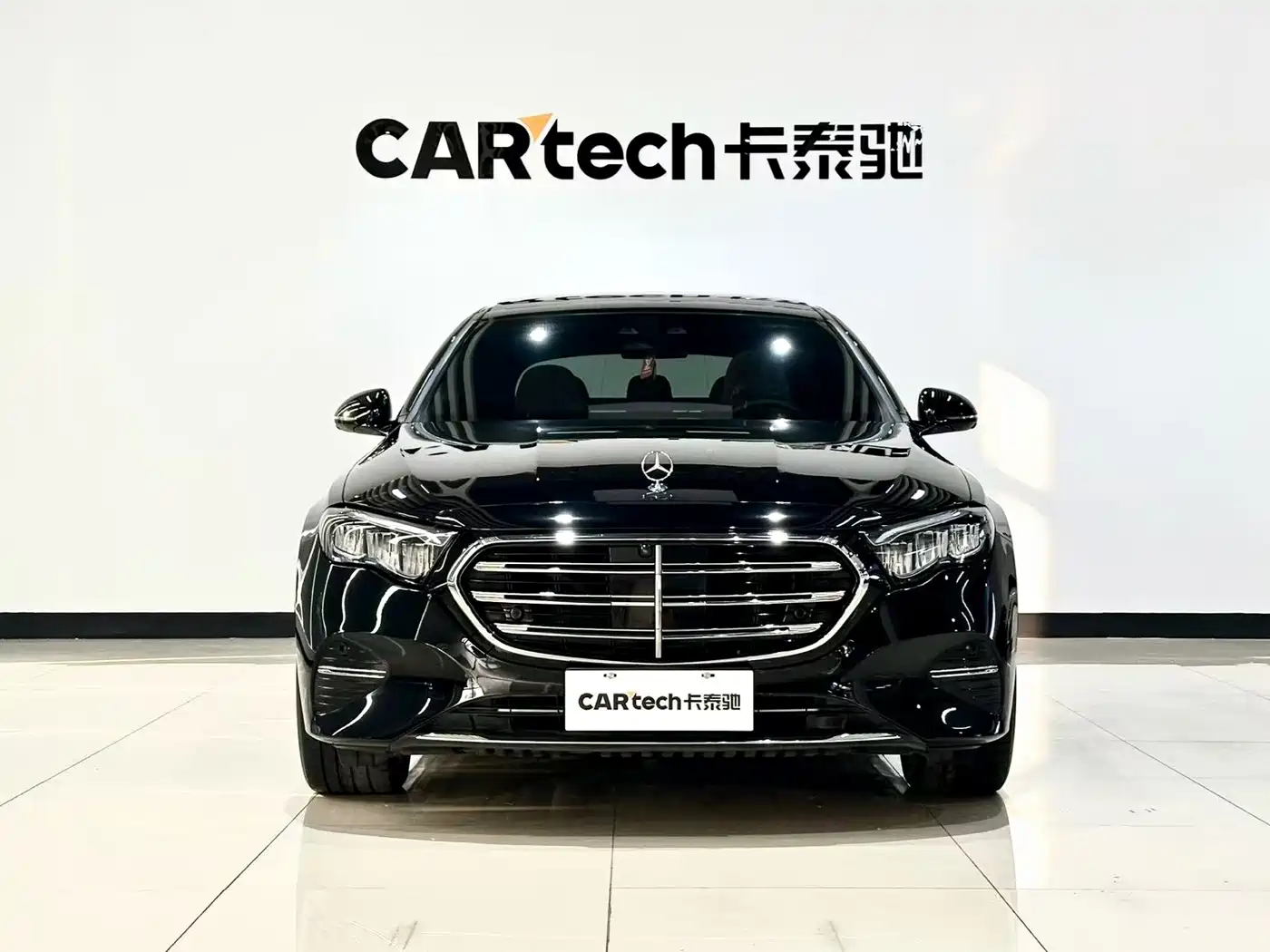 Mercedes-Benz E-Class 2024 Model E 300 L Luxury фото 2