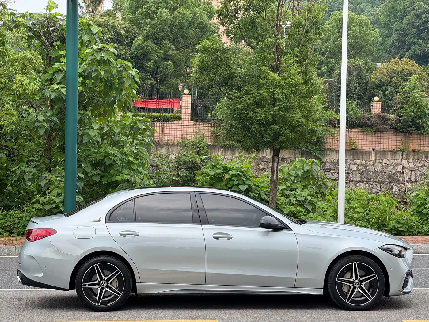 Mercedes-Benz C-Class 2023 Facelift C 260 L Night Sport Edition фото 8