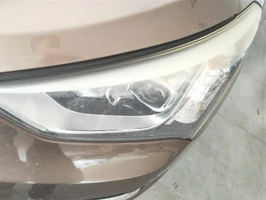 Hyundai Santa Fe 2013 Model 2.4L Automatic 2WD Smart фото 5