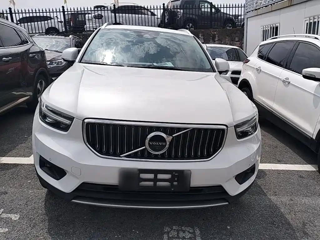 Photo 3 - Volvo XC40