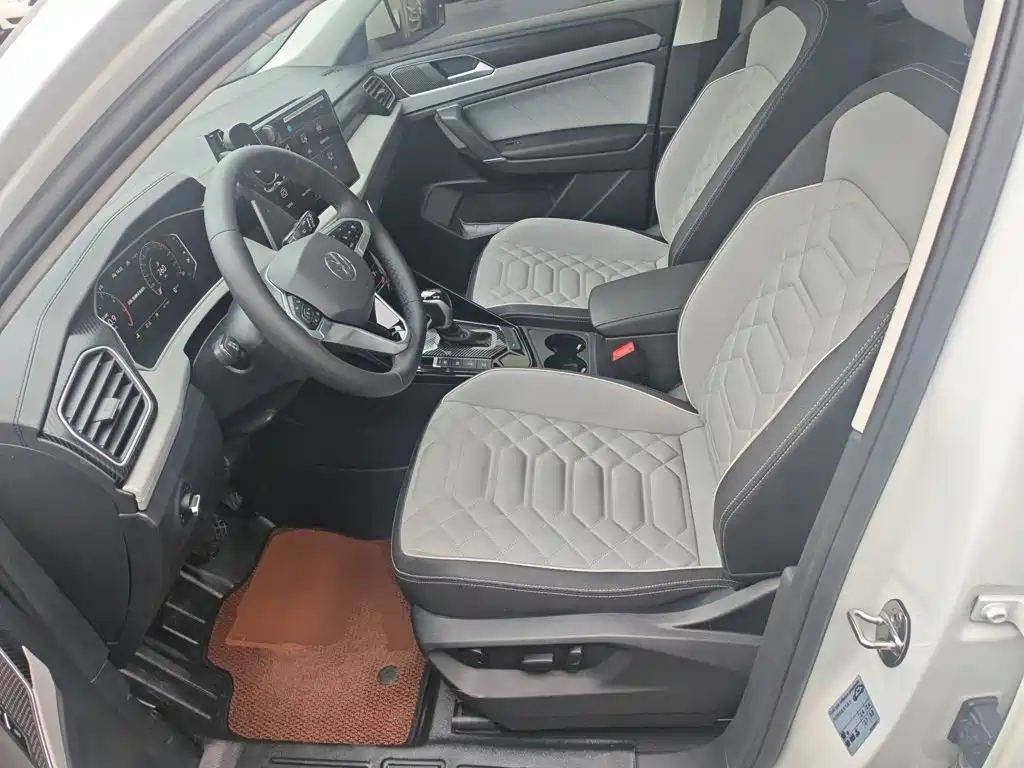 Volkswagen Tayron 2025 2025 Shared Joy 330TSI