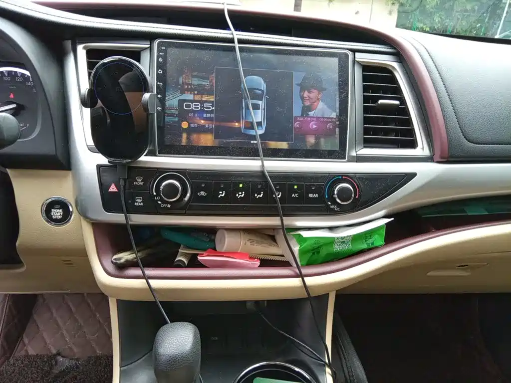 Toyota Highlander 2015 2.0T FWD Elite Edition 7-seater фото 14