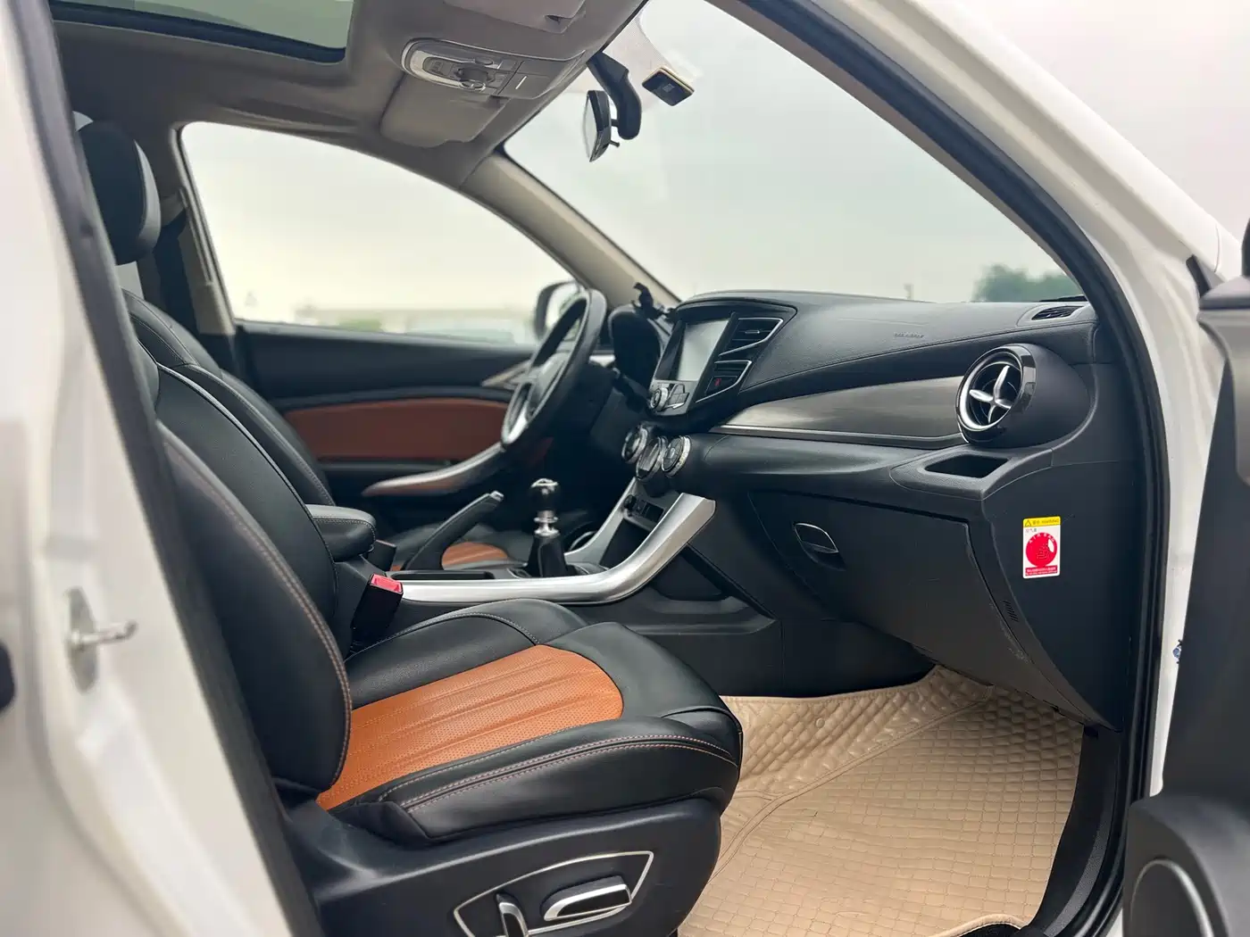 BYD Song 2016 1.5TI Manual Premium фото 8