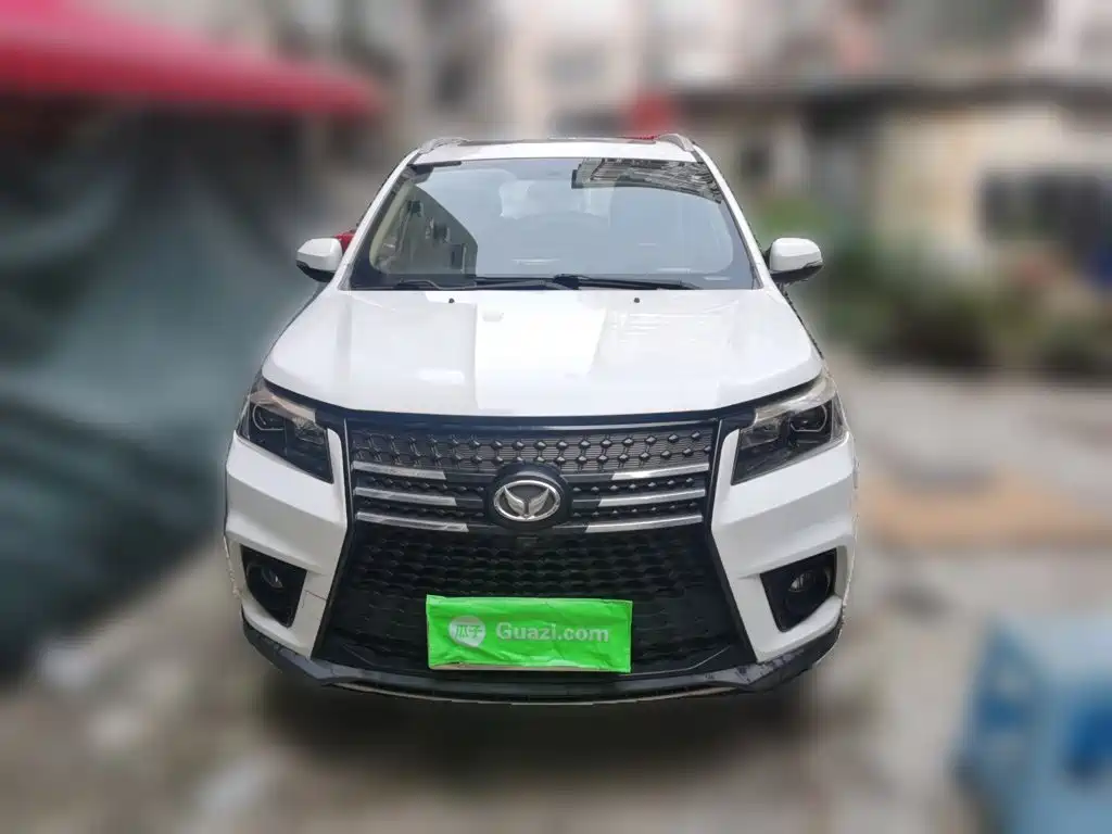 BAIC Huansu S7 2018 2018 1.5T Auto Premium Model