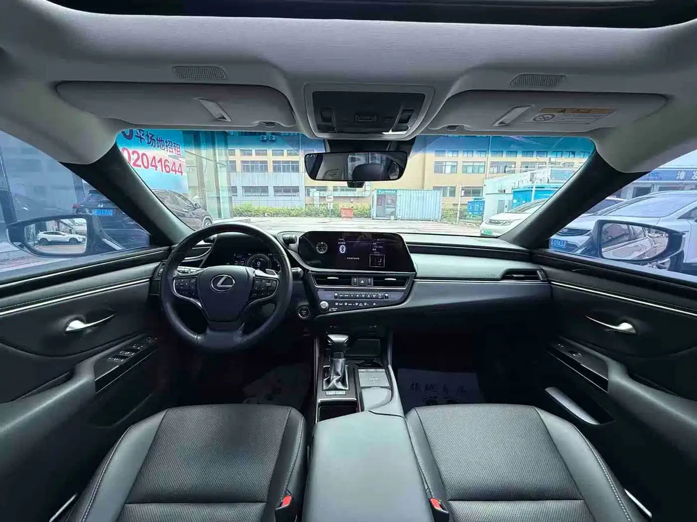 Lexus ES 2021 300h Excellence Edition фото 7