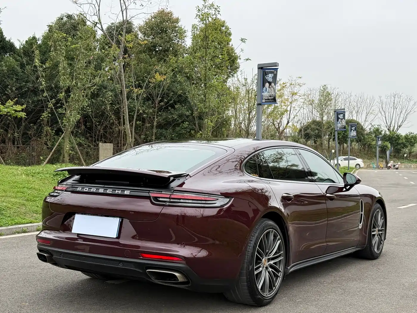 Porsche Panamera 2017 Panamera 4 Executive Long Wheelbase 3.0T фото 14