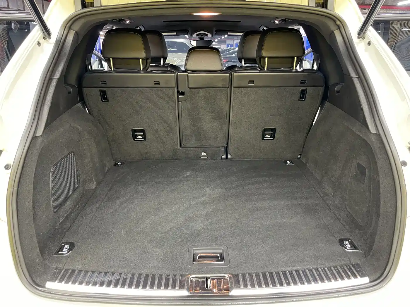 Porsche Cayenne 2011 Cayenne 3.0T фото 18