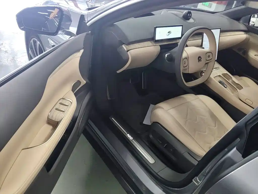 NIO ET7 2025 2024 75kWh Executive Signature Edition