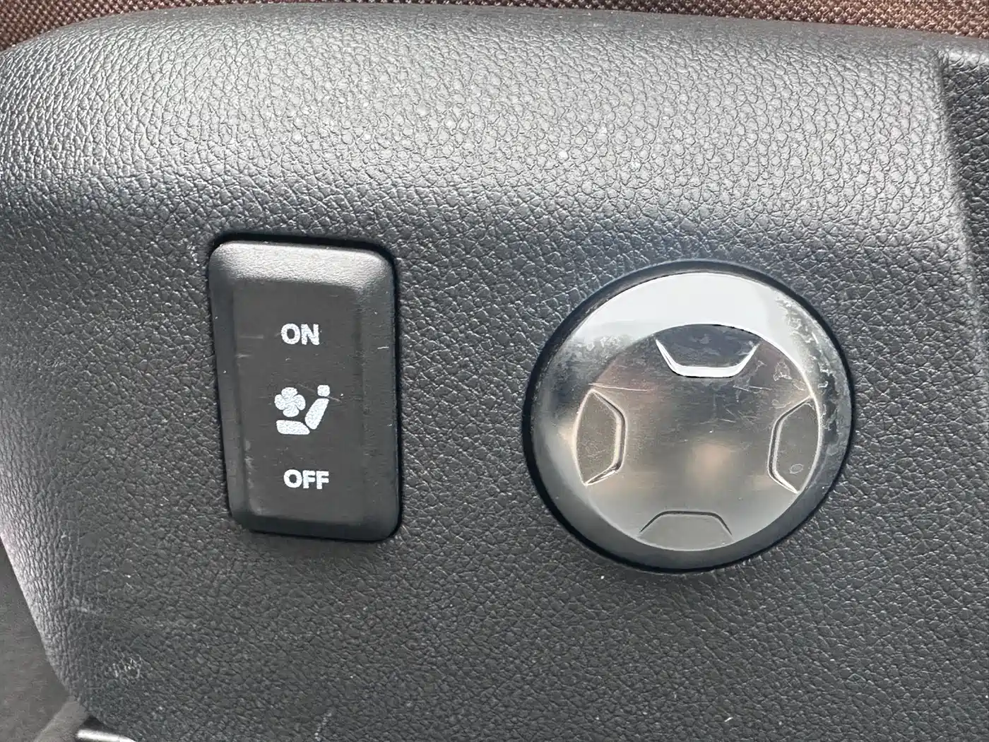 Hongqi E-QM5 2022 431km Battery Swap Enjoyment Edition фото 12