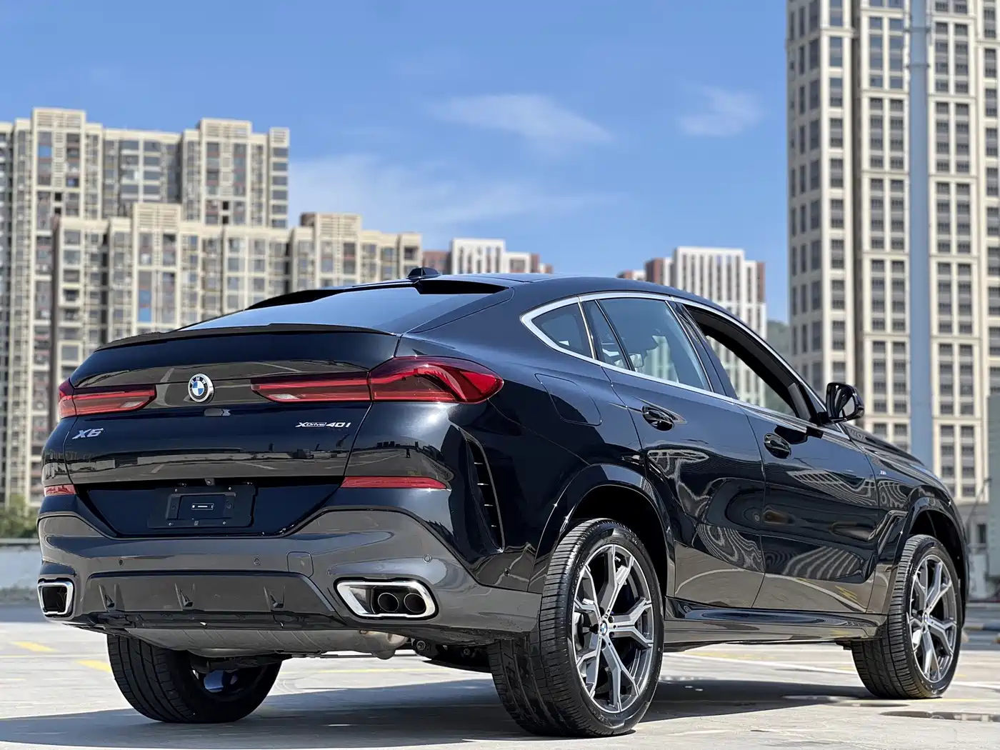 BMW X6 2023 xDrive40i Premium M Sport Package фото 10
