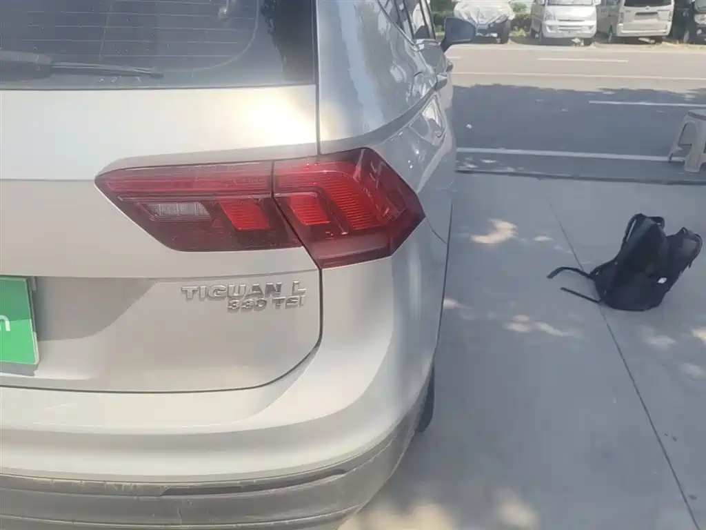 Volkswagen Tiguan L 2018 330TSI Automatic 2WD Trend Edition фото 8