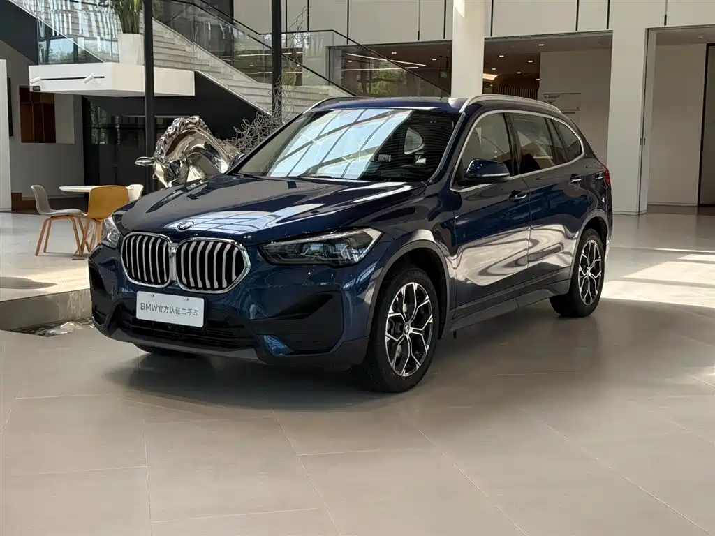 BMW X1 2021 sDrive25Li Leading