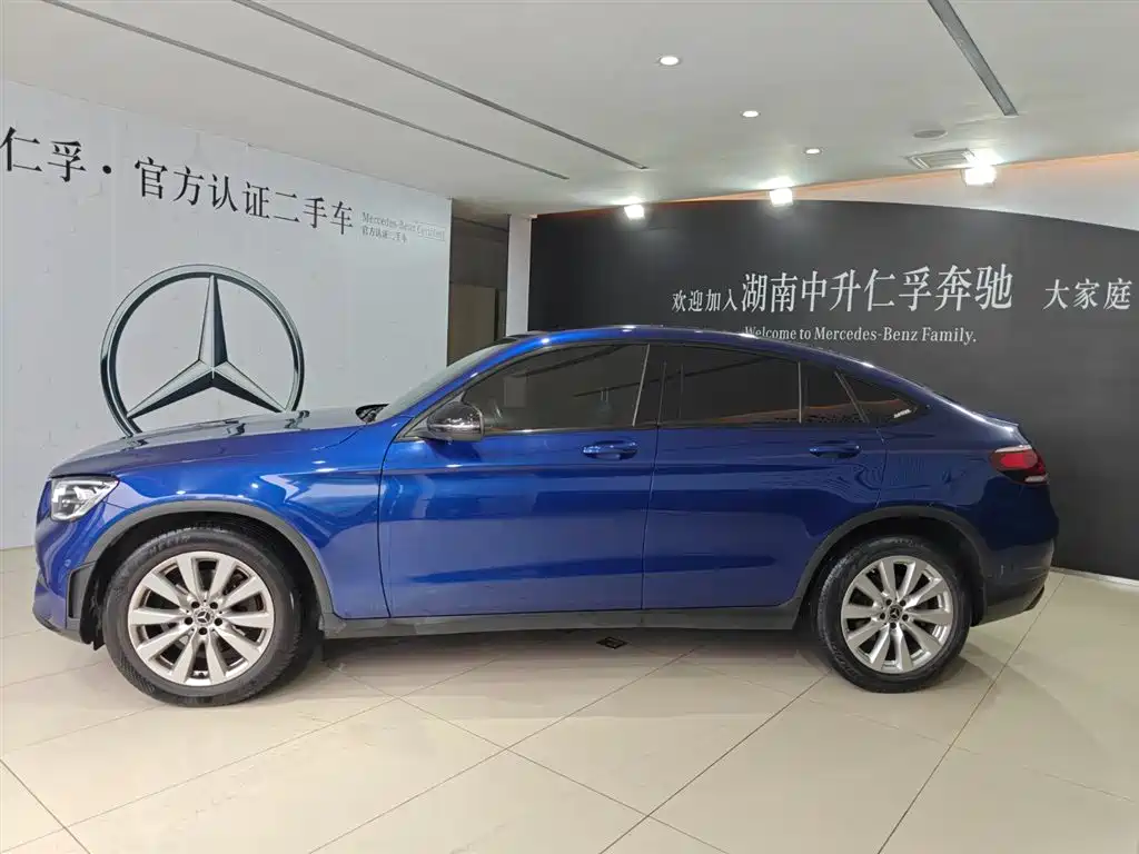 Mercedes-Benz GLC Coupe 2020 GLC 260 4MATIC Coupe SUV фото 4