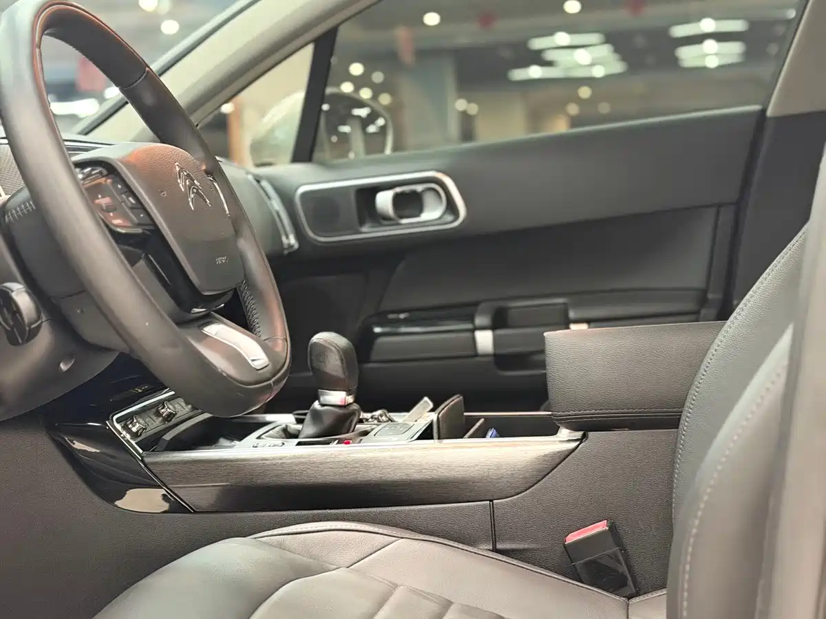 Citroën C6 2017 2017 350THP Luxury Model