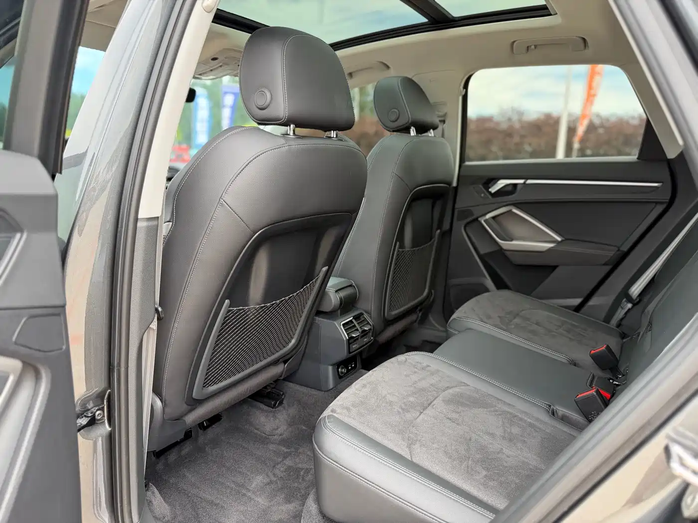 Audi Q3 2023 35 TFSI Fashion Dynamic (1.4T) фото 8