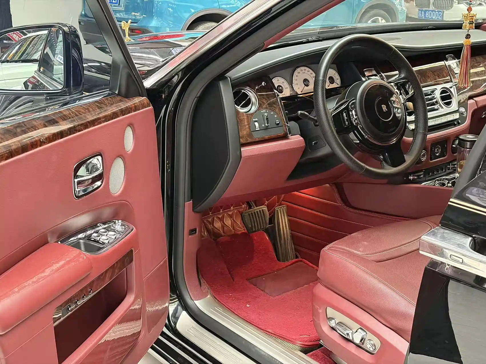 Фото 5 - Rolls-Royce Ghost