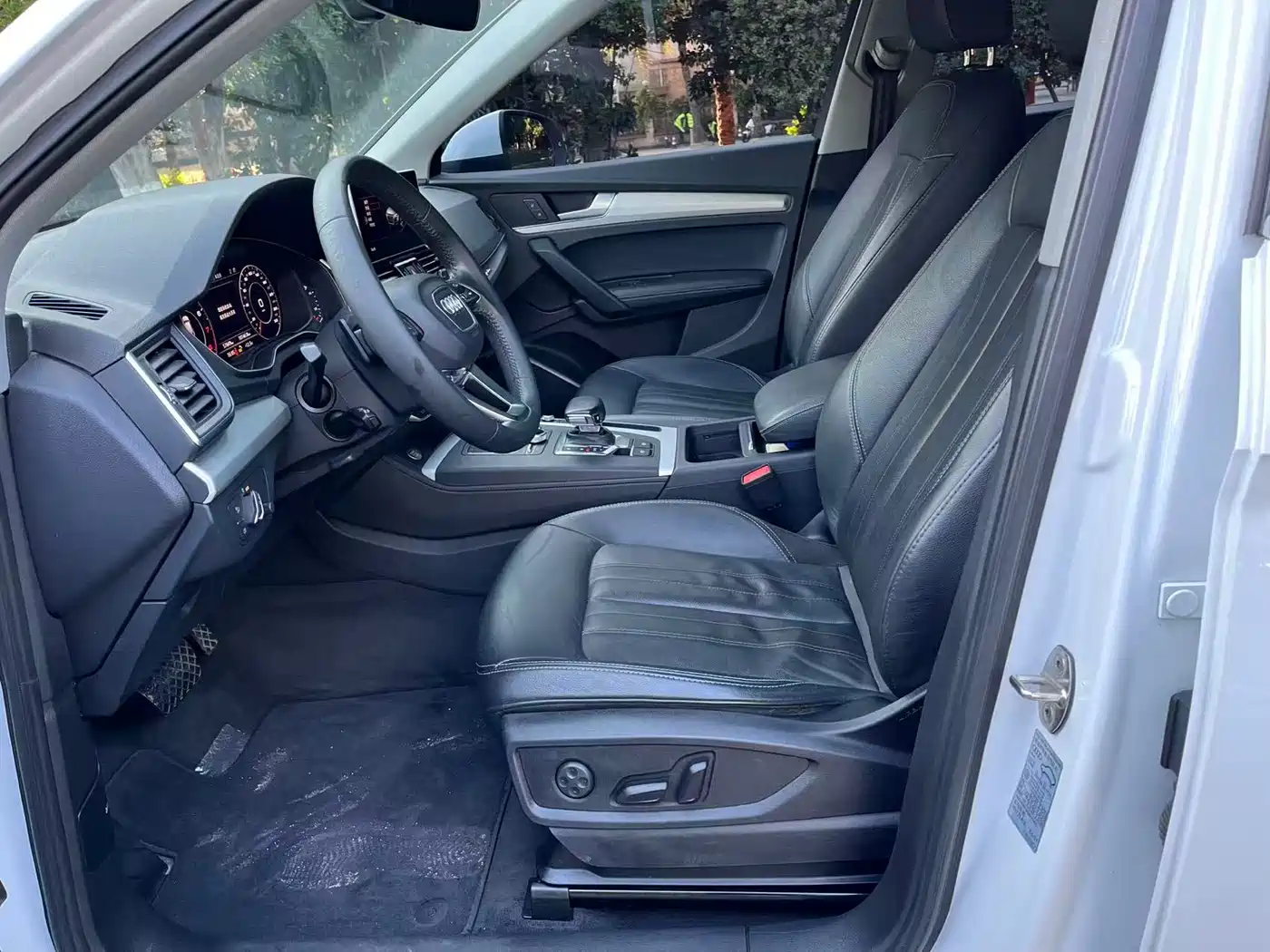 Audi Q5L 2020 40 TFSI Prestige Fashion фото 4