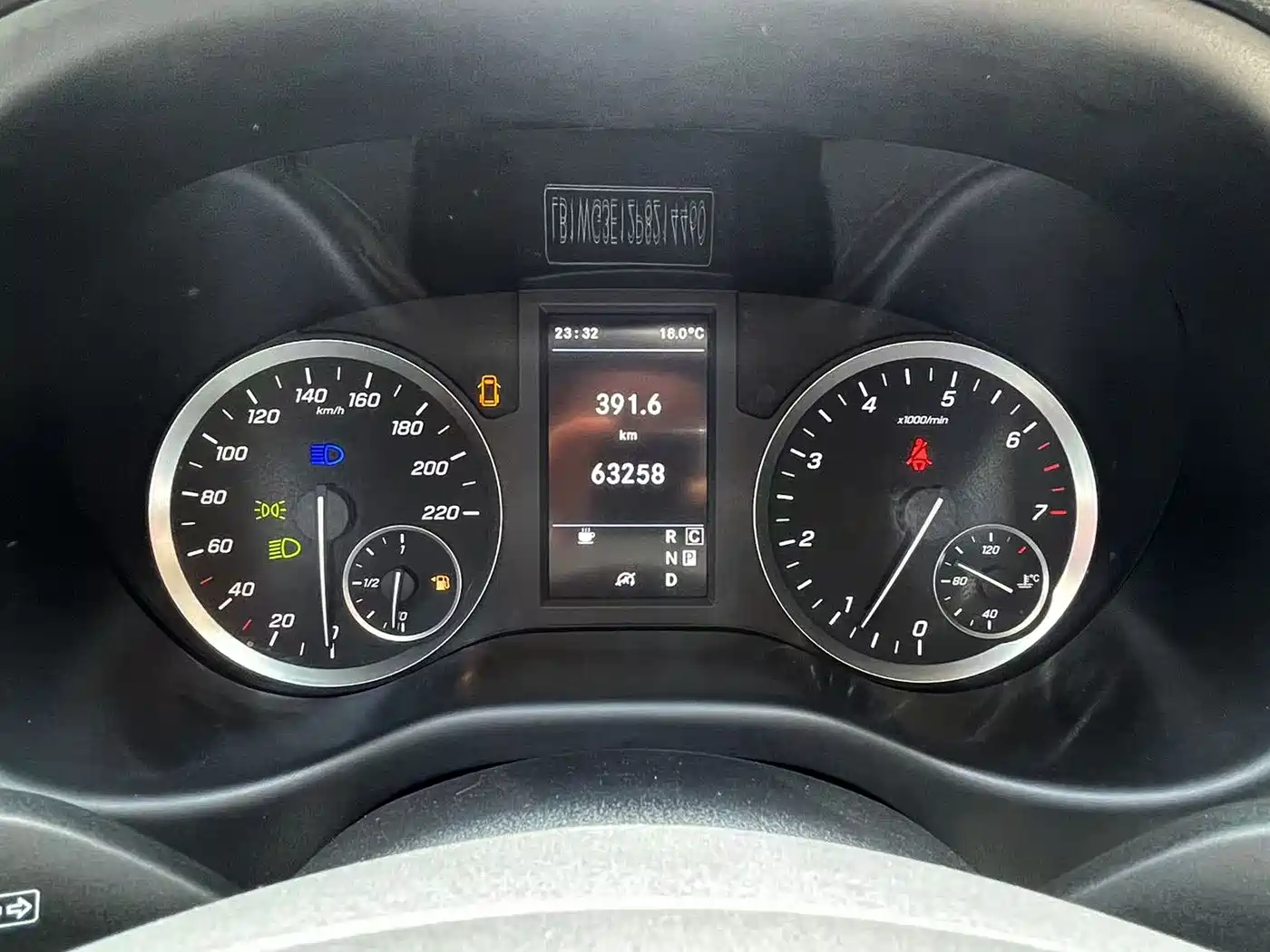 Mercedes-Benz Vito 2023 2.0T Business 7-Seater фото 6