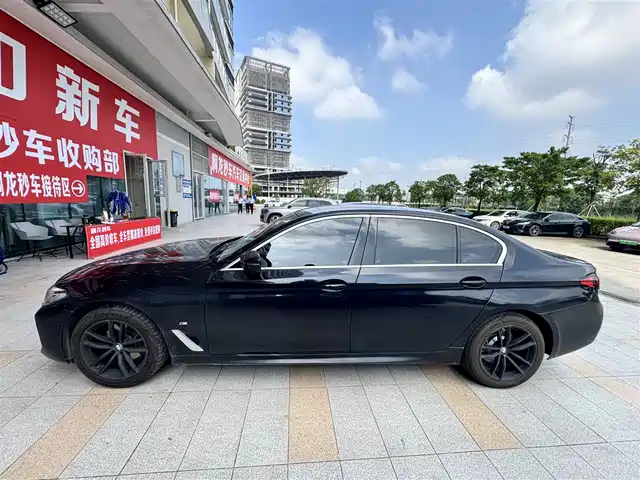 BMW 5 Series 2022 Facelift 525Li M Sport Package — фото 3
