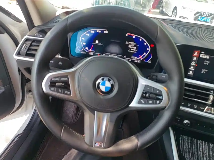BMW 3 Series 2020 320Li M Sport Package фото 15