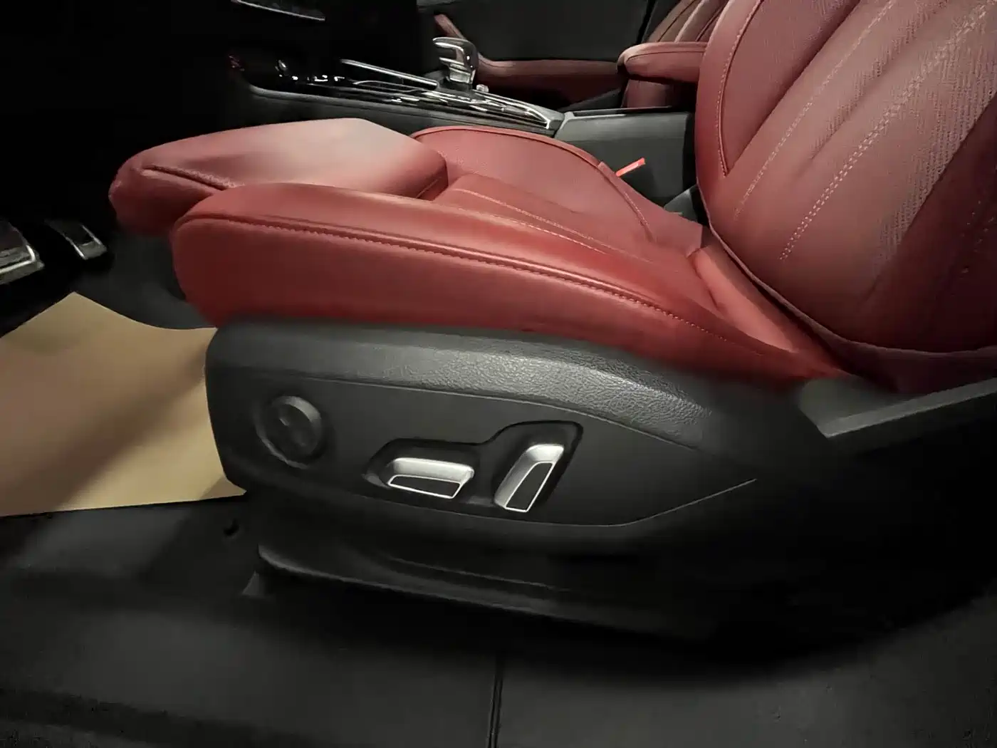 Audi A4L 2024 40 TFSI Luxury Dynamic фото 11