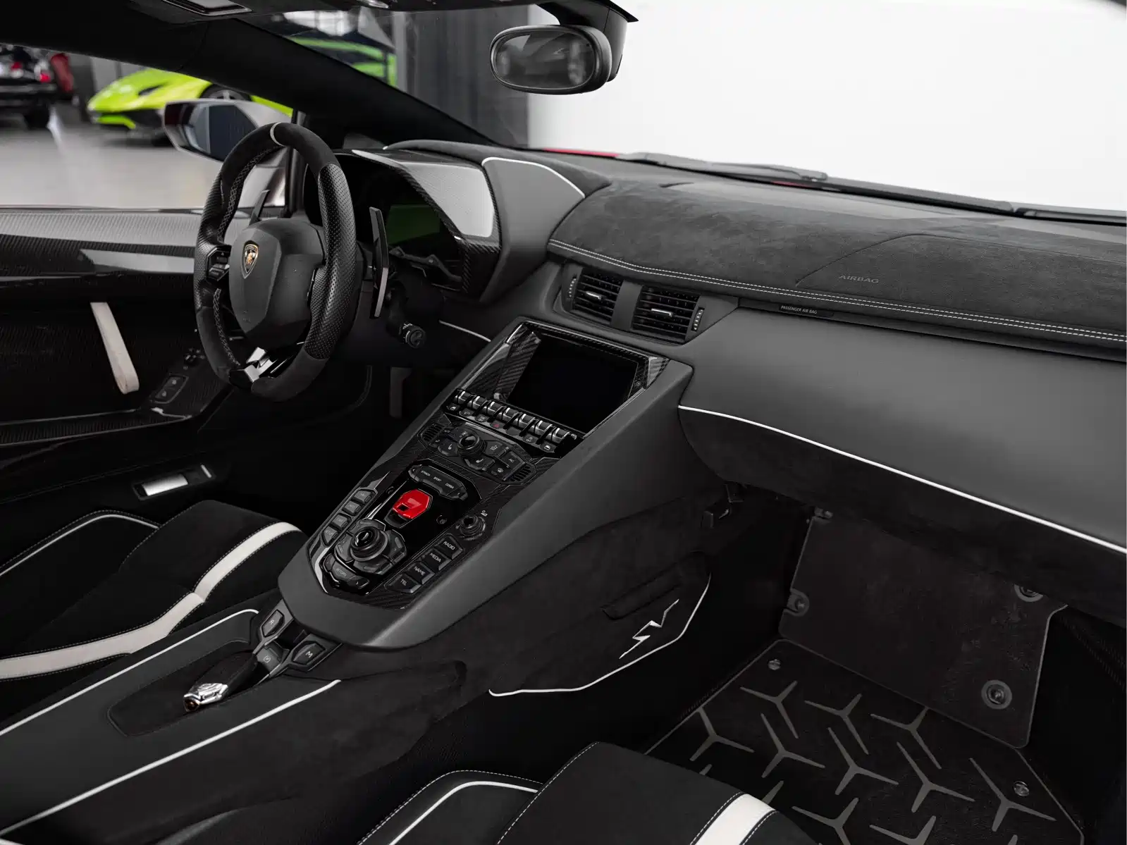 Фото 31 - Lamborghini Aventador